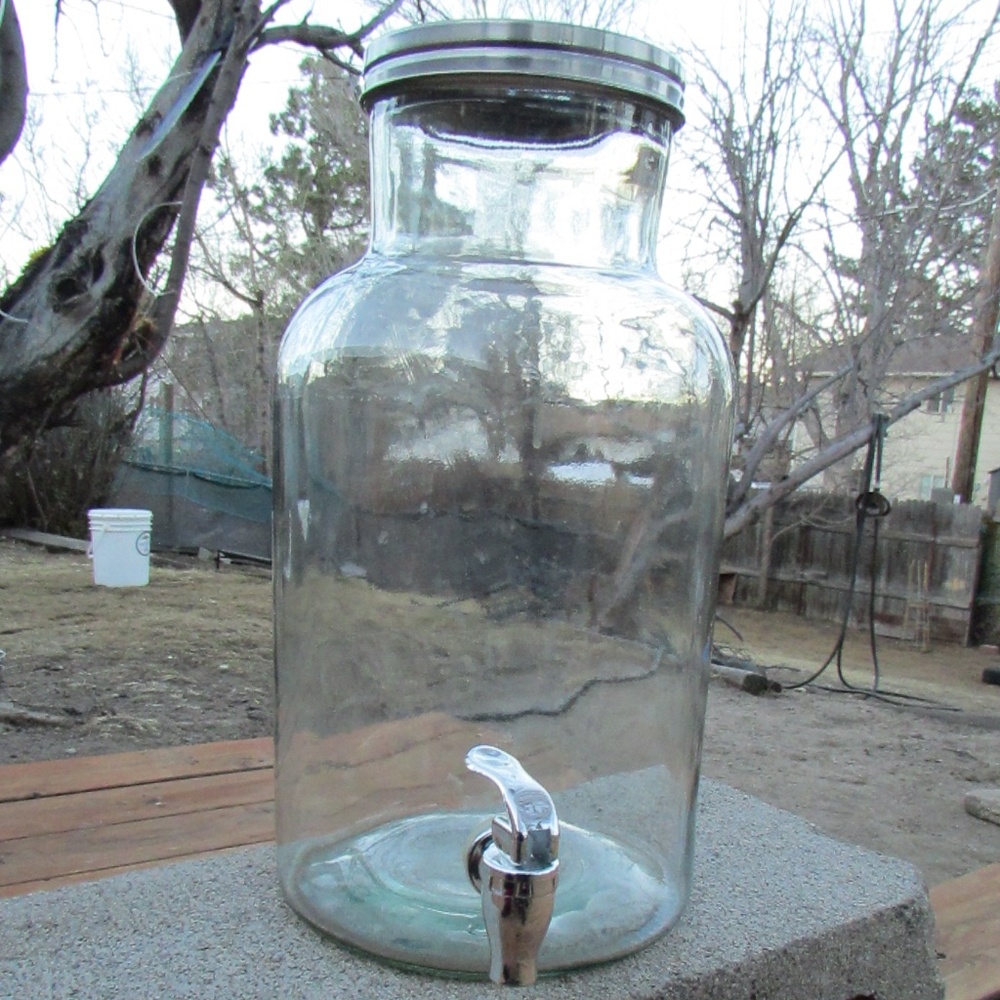 Style Setter Silver Creek glass beverage dispenser